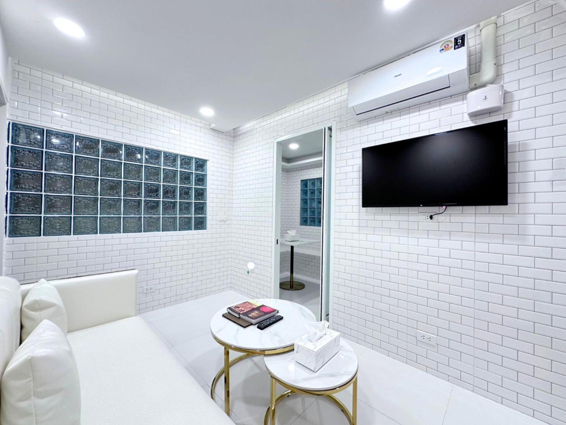 One Dhatu Ayutthaya Premium Homestay Exterior photo